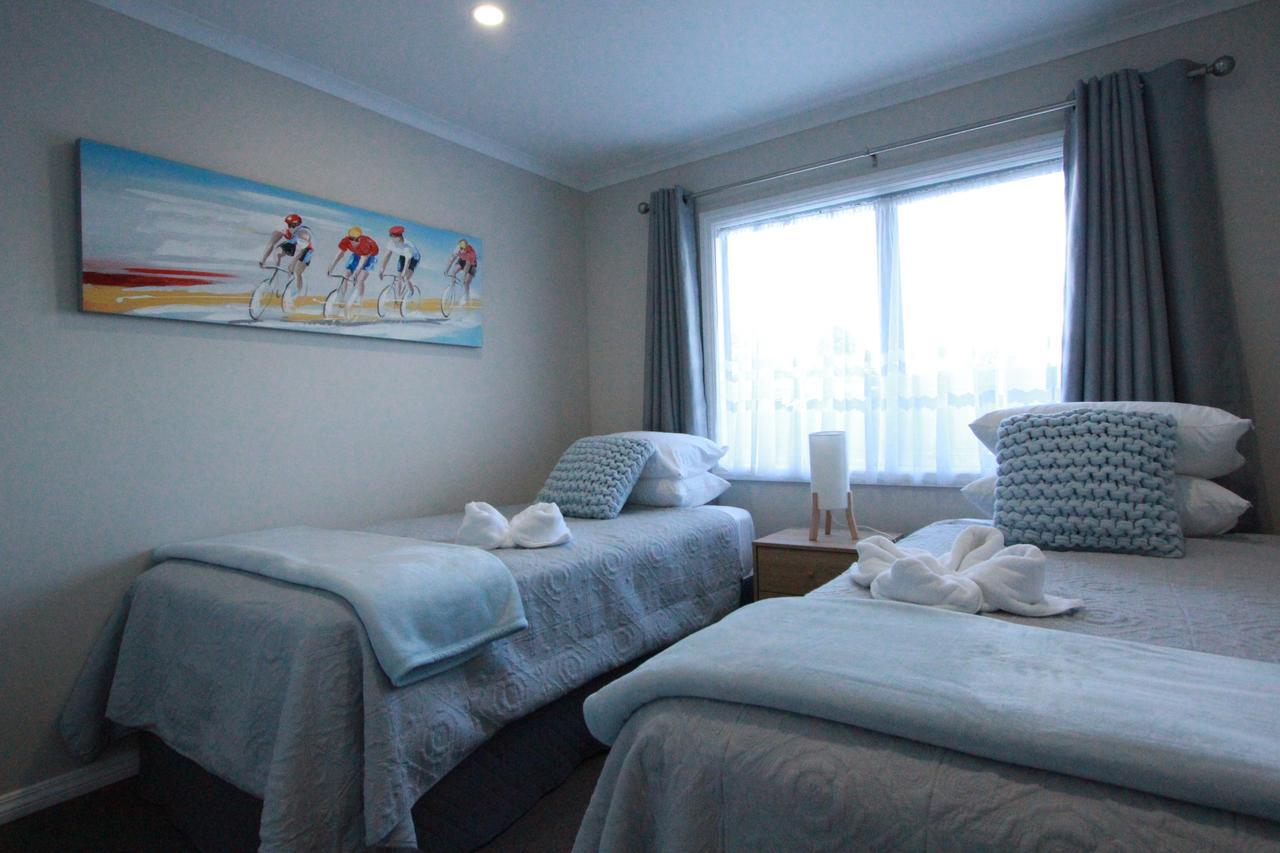 Rose Apartments Unit 1 Central Rotorua-Accommodation&Spa エクステリア 写真
