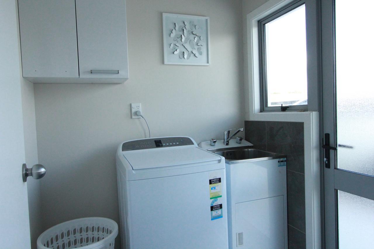 Rose Apartments Unit 1 Central Rotorua-Accommodation&Spa エクステリア 写真