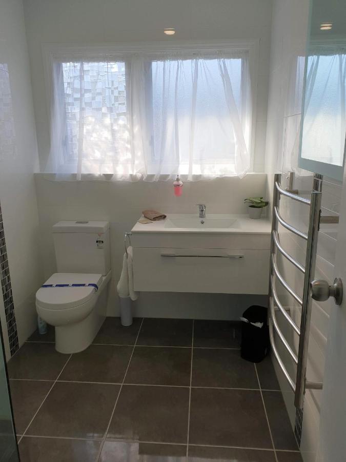 Rose Apartments Unit 1 Central Rotorua-Accommodation&Spa エクステリア 写真